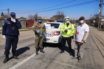 Zilnic, masă de prânz pentru polițiști, jandarmi și militari, de la Fundația Umanitară Nord 2001/Sânge pentru România