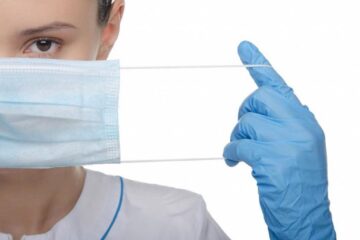 Aproape 47.500 de măști pentru medicii de familie, căminele de bătrâni și bolnavi cronici din județul Suceava