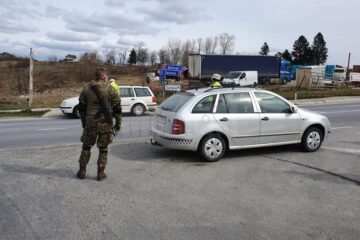 154 de amenzi în 24 de ore pentru încălcarea restricțiilor de circulație, în Suceava