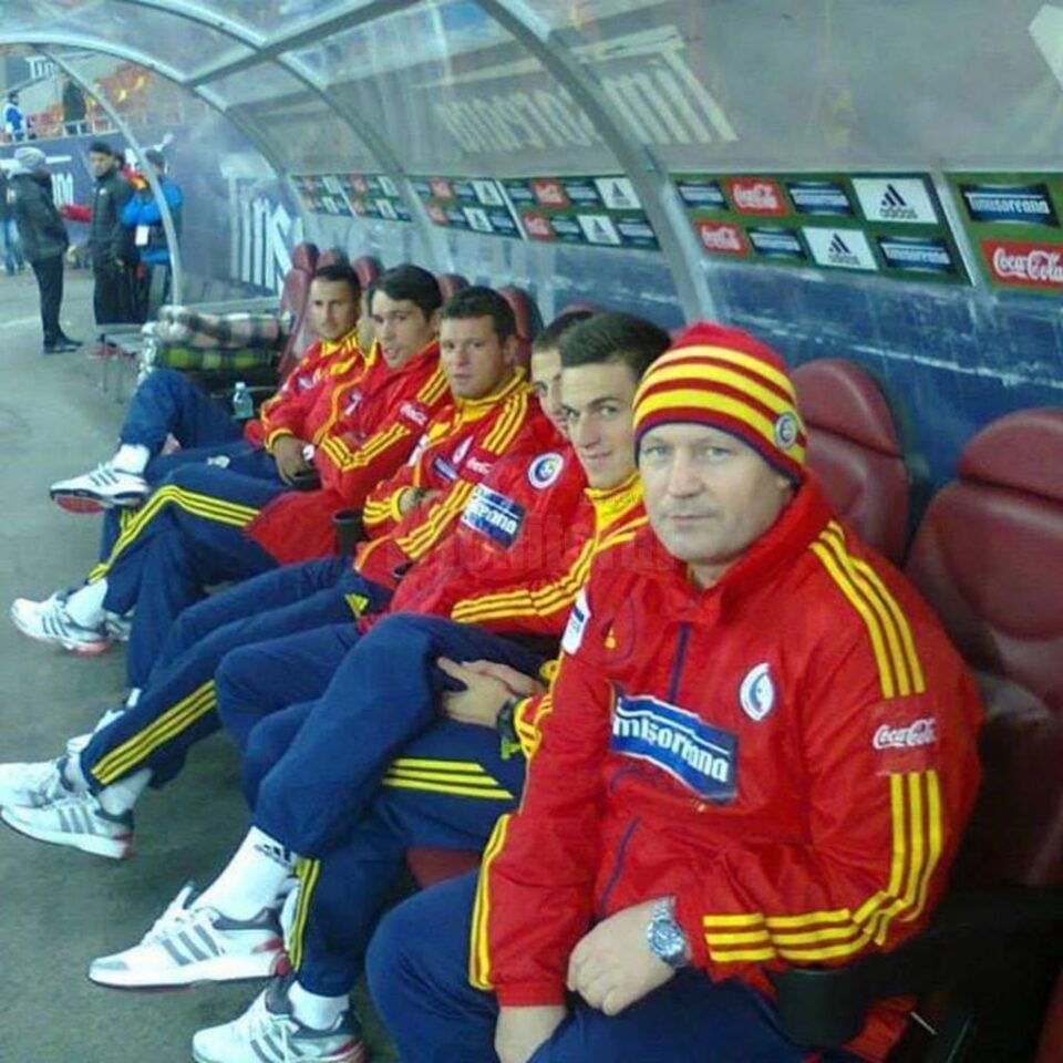 Ghiță Păcurariu, pe vremea când făcea parte din staff-ul echipei naționale de fotbal a României