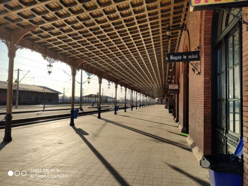 Nici un tren de lung parcurs nu mai ajunge la Suceava