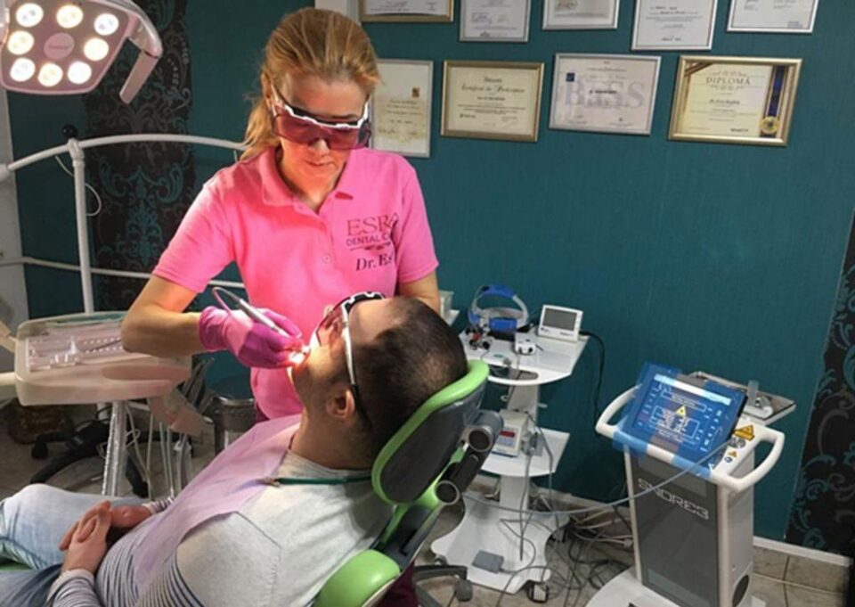 Urgentele pot fi tratate in patru cabinete FOTO esradental.ro