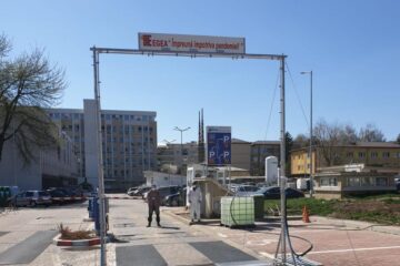 Instalația a fost montată sâmbătă