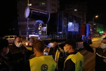 Atomizorul capabil să elimine de pe suprafețe și din aer bacteriile și virusurile acționeaza de luni pe străzile Sucevei