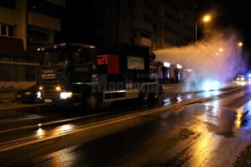Atomizorul capabil să elimine de pe suprafețe și din aer bacteriile și virusurile actioneaza de luni pe străzile Sucevei