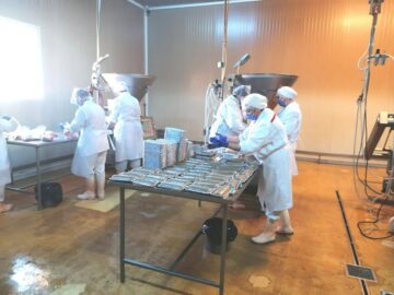 Continuă și în acest an investițiile la FACOS. Se dorește extinderea pieței de desfacere și instalarea unei noi linii de producere a conservelor