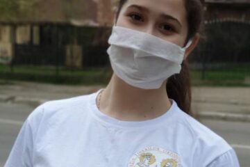Surugiu Andreea-Karina, voluntar ATOS – elevă la Colegiul Național „Petru Rareș” Suceava: