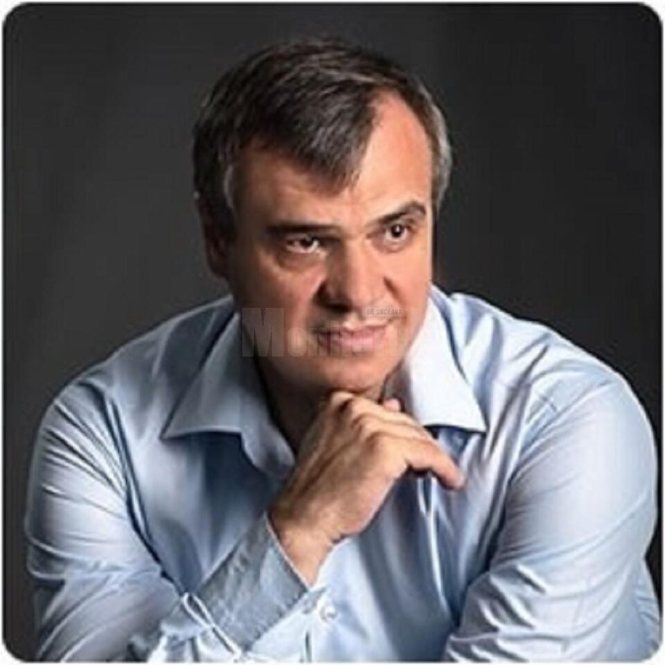 Directorul postului de radio Vocea Evangheliei din Suceava, Daniel Grigoriciuc Directorul postului de radio Vocea Evangheliei din Suceava, Daniel Grigoriciuc