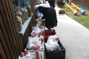 Fonduri de 21.000 de euro și aproape 5 tone de alimente din donații pentru Centrul „Maria Ward” Rădăuți