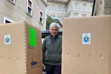 Donația de la Vatican