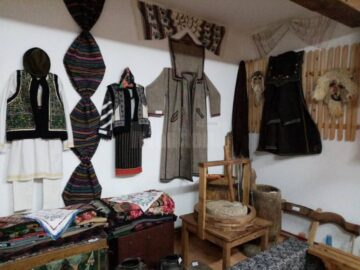 Colecție etnografică impresionantă, la Clubul Copiilor Fălticeni