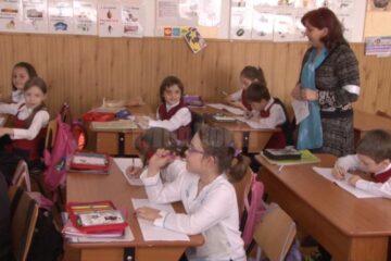 Ministrul Educației – „Materia neparcursă în această perioadă se va recupera din luna septembrie”