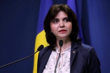 Ministrul Educației, Monica Anisie FOTO stiri.tvr.ro
