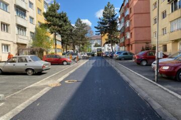 113 noi locuri de parcare au fost amenajate pe strada Rândunicii, din municipiul Suceava