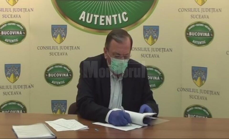 Gheorghe Flutur a semnat contractul pentru începerea modernizării drumului Suceava – Liteni Moara - Stroiești – Dărmănești Gheorghe Flutur a semnat contractul pentru începerea modernizării drumului Suceava – Liteni Moara - Stroiești – Dărmănești