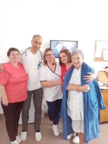 Doctorița care a tratat sute de mii de copii, din trei generații, se retrage din activitate