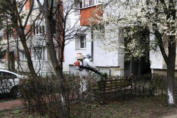 A doua rundă de dezinfectare a scărilor de bloc începe în municipiul Suceava