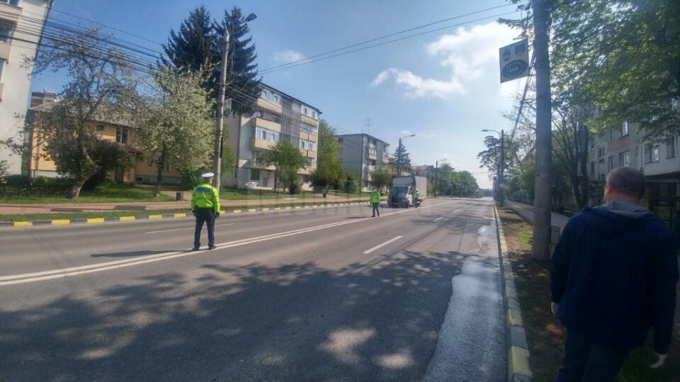 Polițiștii au început 1 mai cu filtre în trafic și îl continuă cu controale în zonele de picnic și grătar