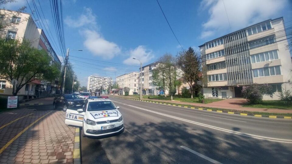 Polițiștii au început 1 mai cu filtre în trafic și îl continuă cu controale în zonele de picnic și grătar