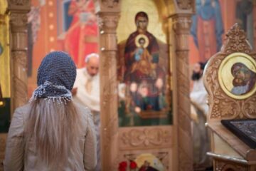 Mironosițele de odinioară și femeile de acum, următoare Domnului