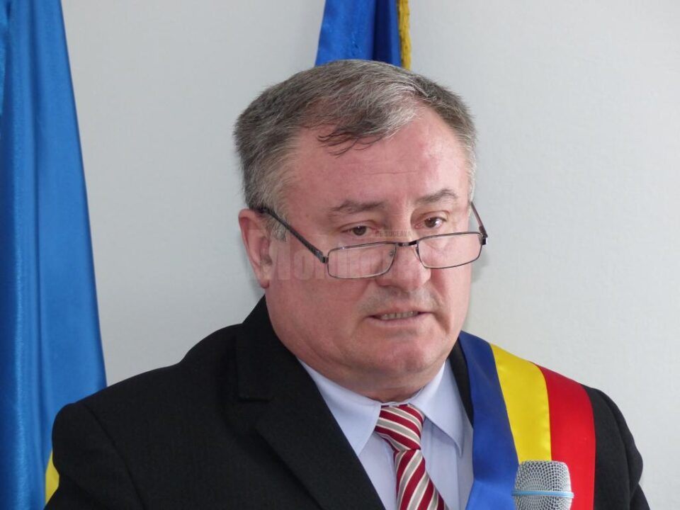 Primarul din Cornu Luncii, Gheorghe Fron