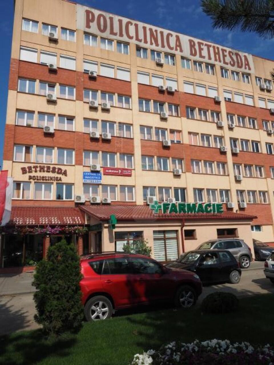 Policlinica Bethesda și-a reluat activitatea