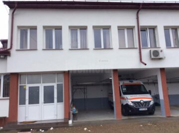 Condiții mai bune pentru salvatori: sediul Serviciului de Ambulanță Rădăuți, renovat cu sprijinul EGGER