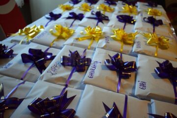 Peste 100 de cărți au ajuns la elevi din Moldovița, din partea Fundației Autonom