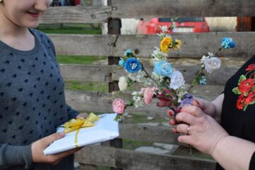 Peste 100 de cărți au ajuns la elevi din Moldovița, din partea Fundației Autonom