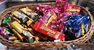 Pâine, plăcinte, colaci, prăjituri, torturi și alte bunătăți de la Mopan, livrate sucevenilor acasă