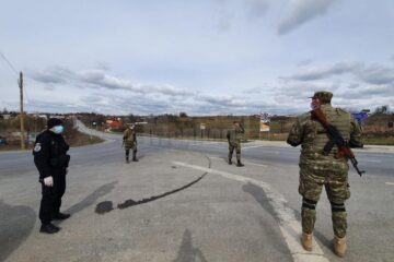 Au fost ridicate filtrele de poliție din localitățile sucevene care au fost în carantină Au fost ridicate filtrele de poliție din localitățile sucevene care au fost în carantină