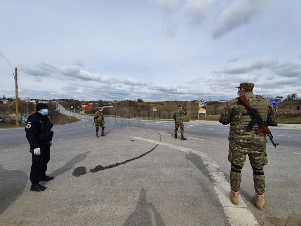 Au fost ridicate filtrele de poliție din localitățile sucevene care au fost în carantină Au fost ridicate filtrele de poliție din localitățile sucevene care au fost în carantină