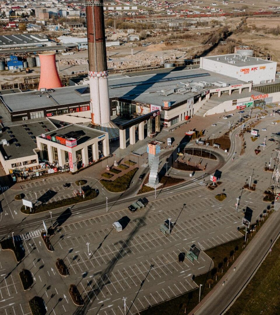 Bazarul, Iulius Mall și Shopping City Suceava rămân închise deocamdată
