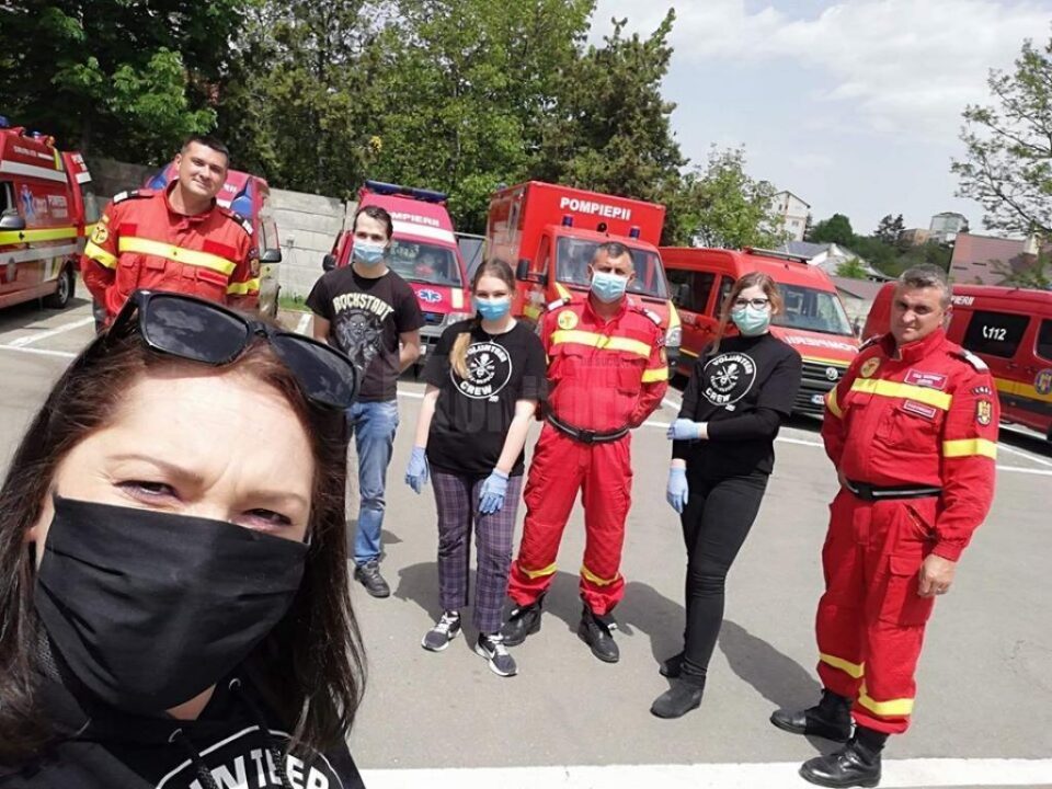 Asociația „Beard Brothers” sprijină personalul medical din prima linie, prin campania „We Stand Together”