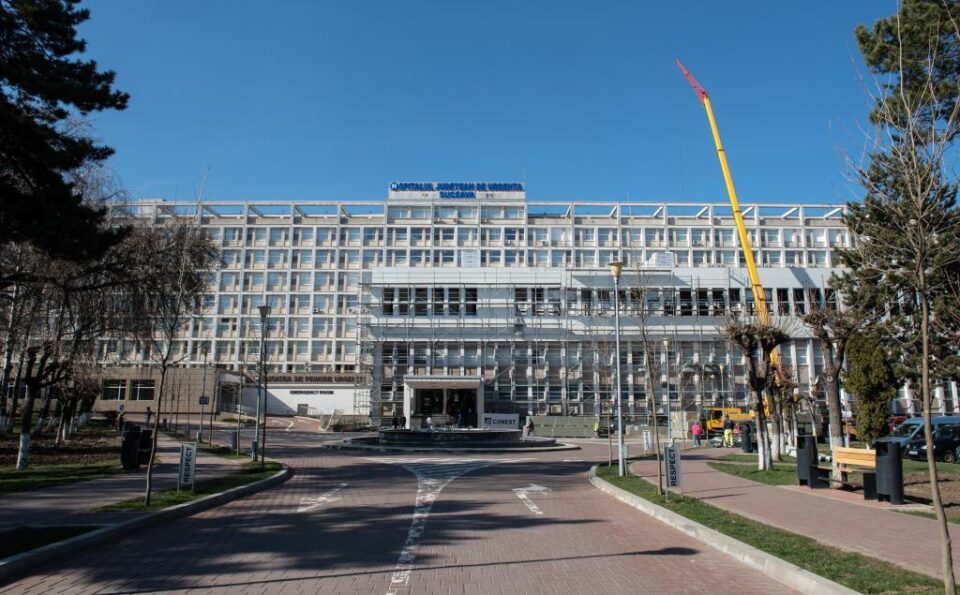 Spitalul Suceava a renunțat la pontajul electronic al prezenței la muncă și a revenit la condică