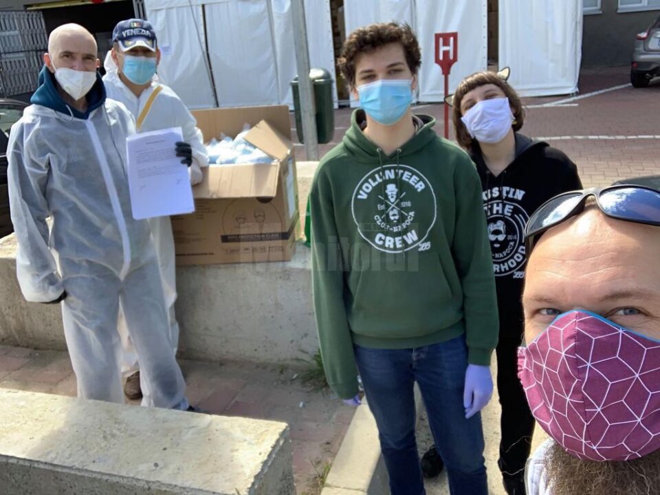 Asociația „Beard Brothers” sprijină personalul medical din prima linie, prin campania „We Stand Together”