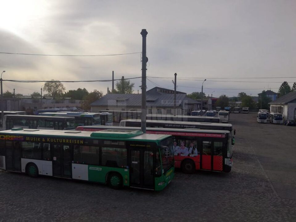 TPL Suceava iese pe trasee cu toate autobuzele, circulă fără întreruperi, inclusiv sâmbătă și duminică