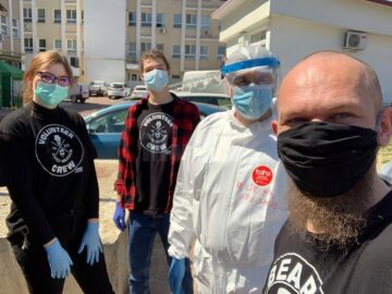 Asociația „Beard Brothers” sprijină personalul medical din prima linie, prin campania „We Stand Together”