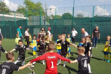 Bucuria micilor fotbaliști de la Juniorul Suceava este nemărginită atunci când se află pe terenul de sport