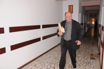 Primarul de Șcheia, Vasile Andriciuc