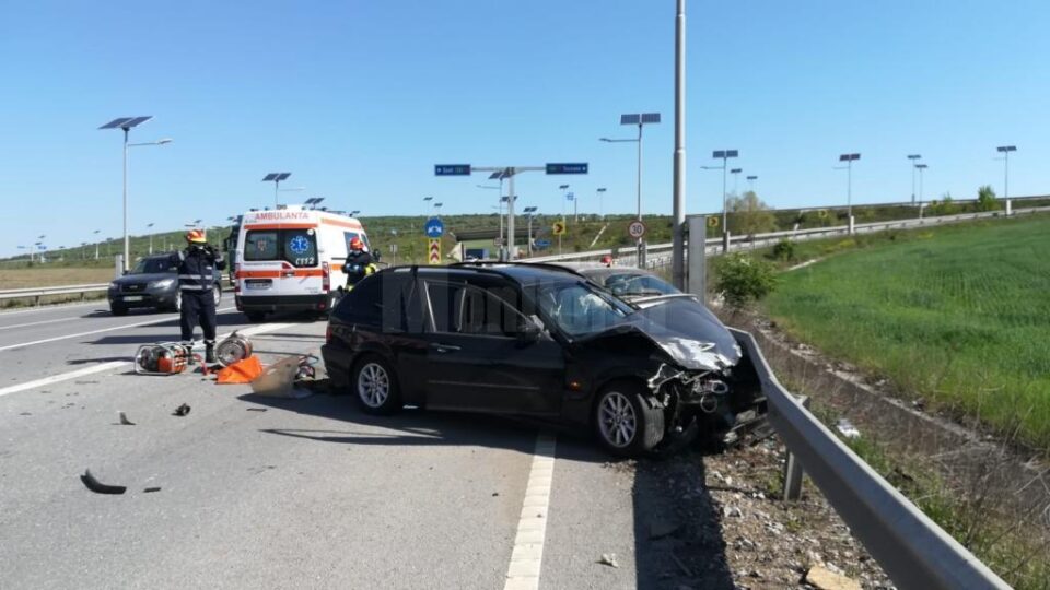 Un bărbat și-a pierdut viața în urma coliziunii dintre două autovehicule pe centura Sucevei