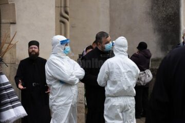 ÎPS Pimen s-a întors acasă. Mâine va fi înmormântat la Sihăstria Putnei. Foto: Ema Motrescu