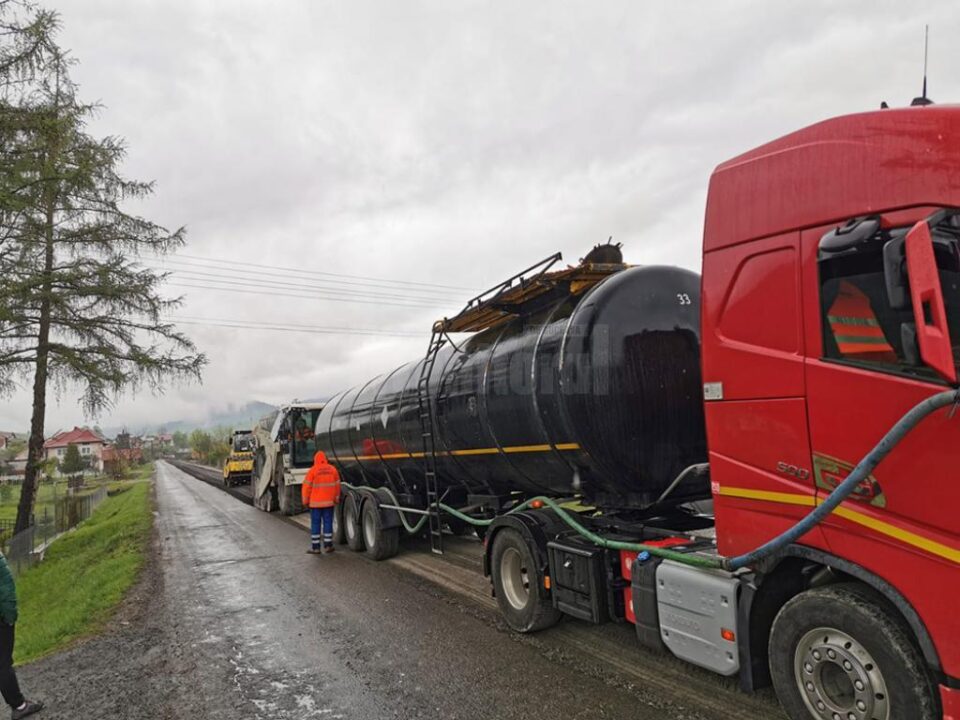 Lucrările au început în forță pe DN 17 A, de la Sadova