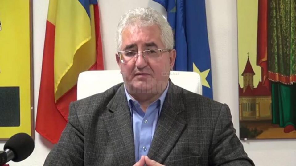 Ion Lungu a subliniat că Primăria Suceava și-a făcut datoria și că suma cheltuită, de peste un milion de euro, nu poate fi considerată pagubă Ion Lungu a subliniat că Primăria Suceava și-a făcut datoria și că suma cheltuită, de peste un milion de euro, nu poate fi considerată pagubă