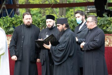 ÎPS Pimen s-a întors acasă. Mâine va fi înmormântat la Sihăstria Putnei. Foto: Ema Motrescu