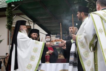 ÎPS Pimen s-a întors acasă. Mâine va fi înmormântat la Sihăstria Putnei. Foto: Ema Motrescu