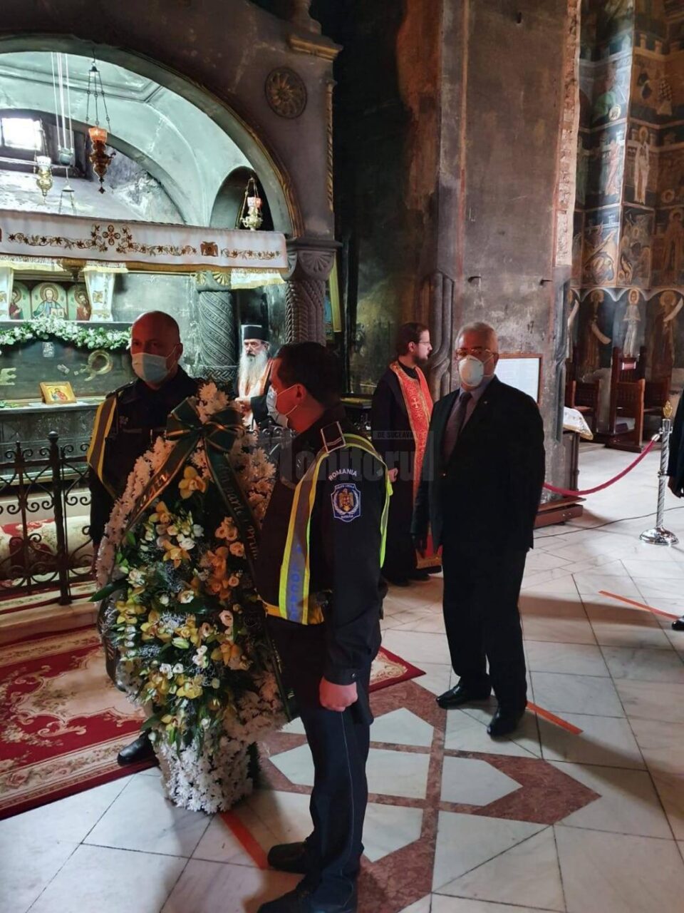 Conducerea Primăriei Suceava a depus joi un ultim omagiu celui care a fost IPS Pimen, Arhiepiscopul Sucevei și Rădăuților