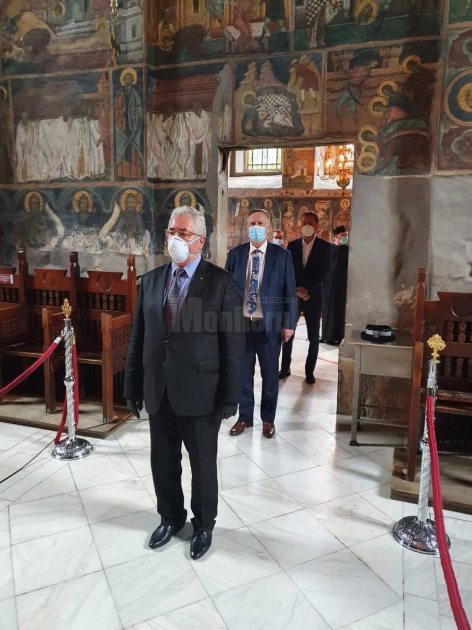 Conducerea Primăriei Suceava a depus joi un ultim omagiu celui care a fost IPS Pimen, Arhiepiscopul Sucevei și Rădăuților