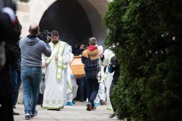 ÎPS Pimen s-a întors acasă. Mâine va fi înmormântat la Sihăstria Putnei. Foto: Ema Motrescu