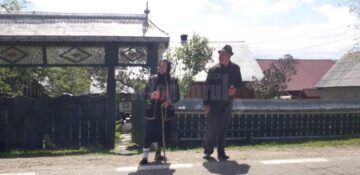Pe traseul străbătut de cortegiu